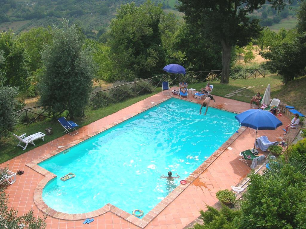 Agriturismo Podere Luchiano Amelia Exterior photo